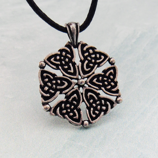 Celtic Virtue Amulet (Uncarded)