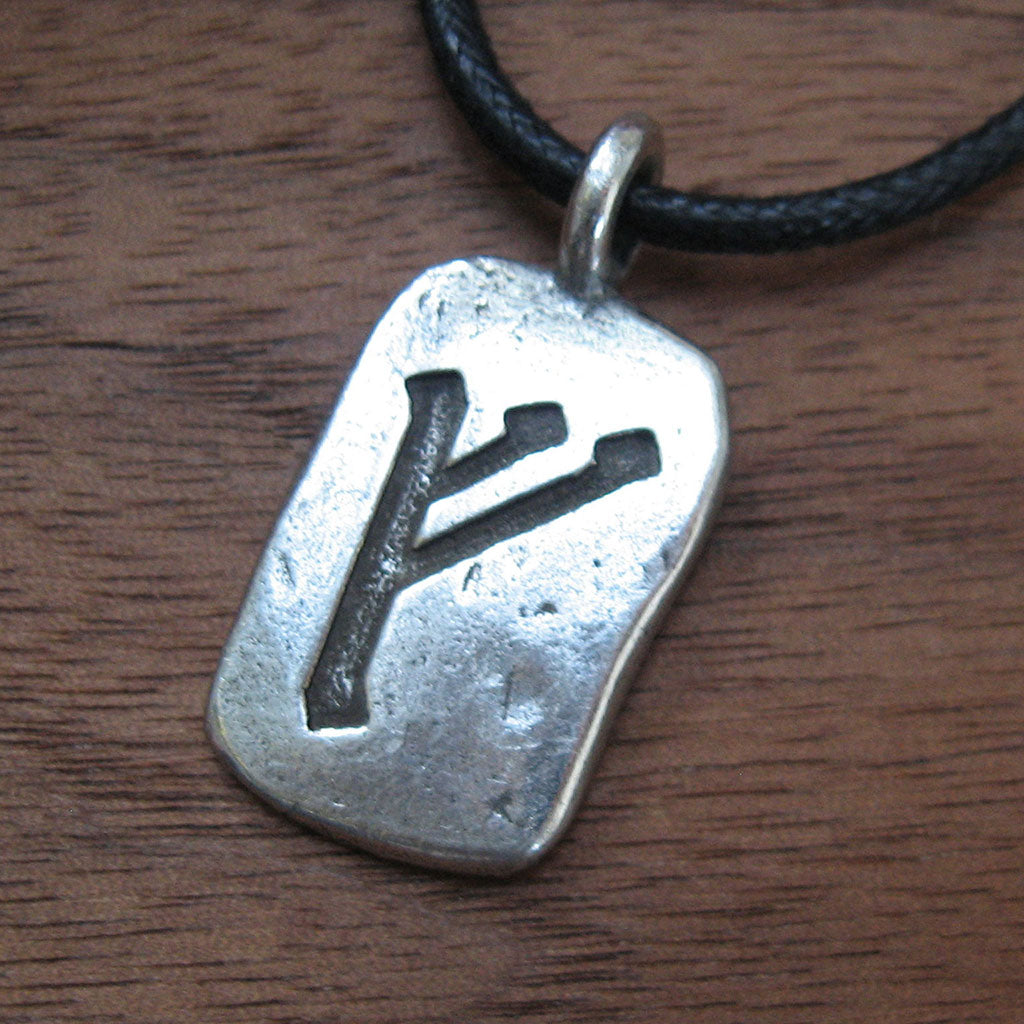 Feoh (Success) Rune Pendant – Grove and Grotto