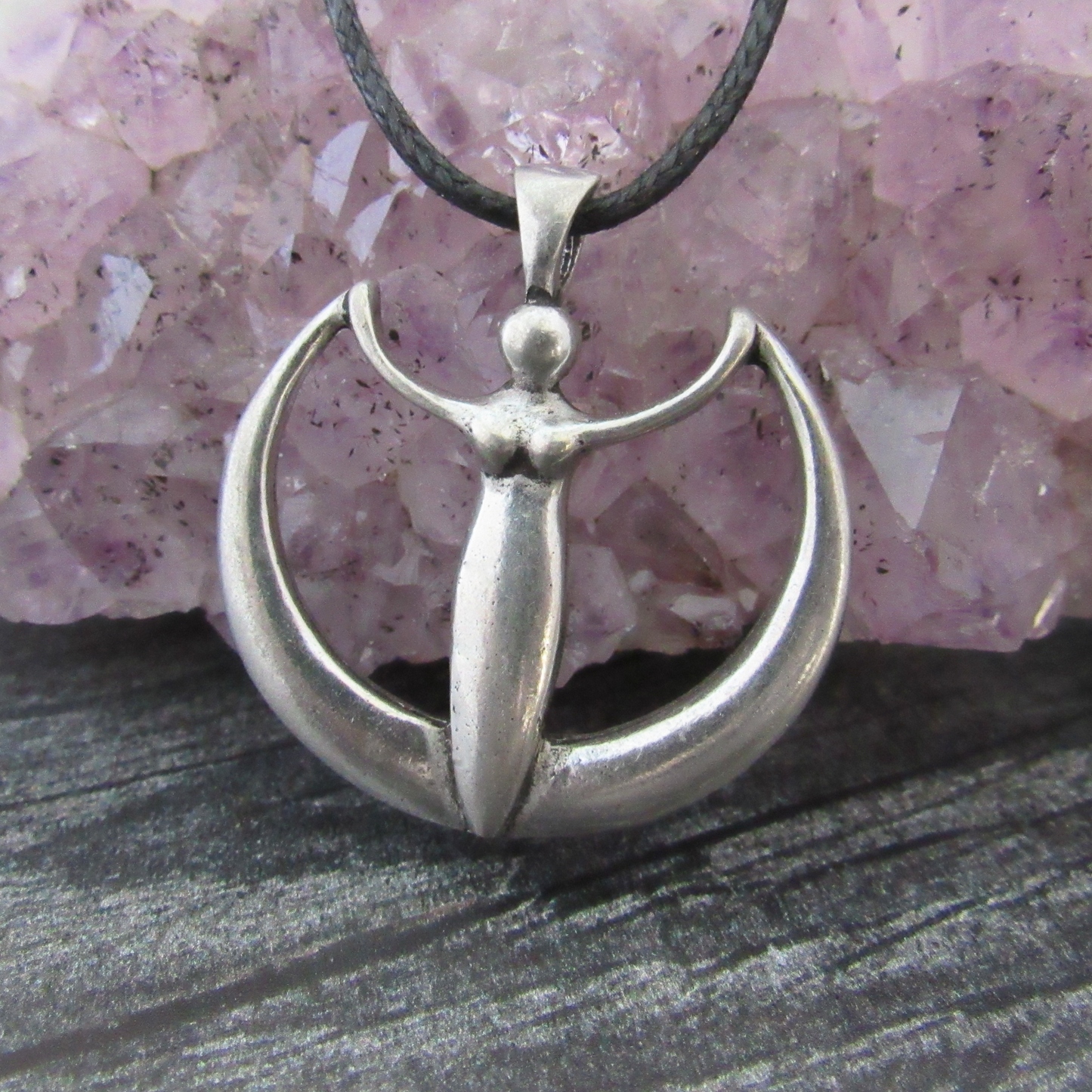 Goddess Power Amulet – Grove and Grotto Goddess Power Amulet – Grove and Grotto